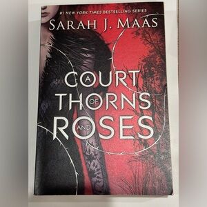 A Court of Thorn and Roses by Sarah J. Maas